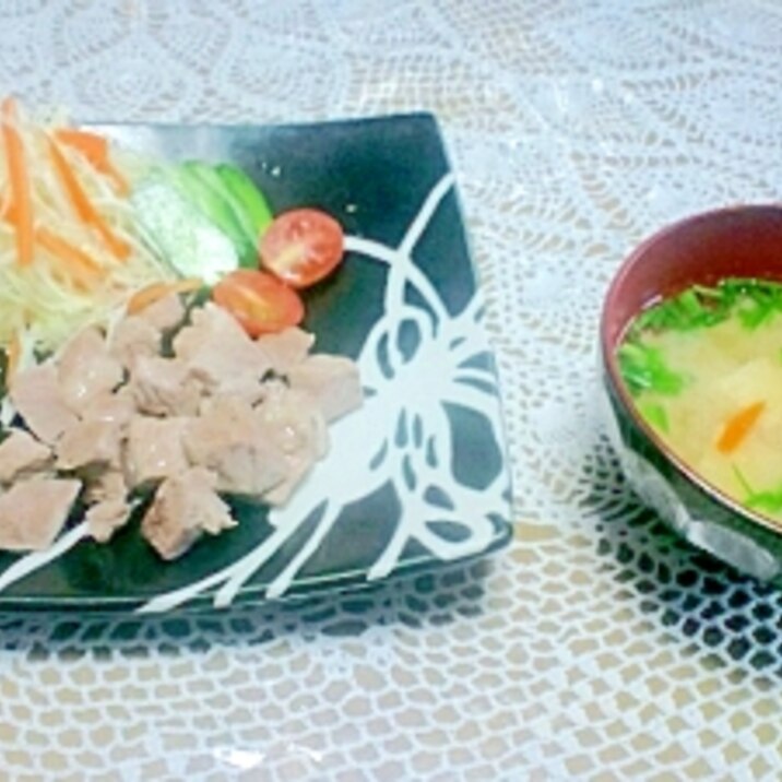 豚肉の塩煮を手作りドレッシングで！